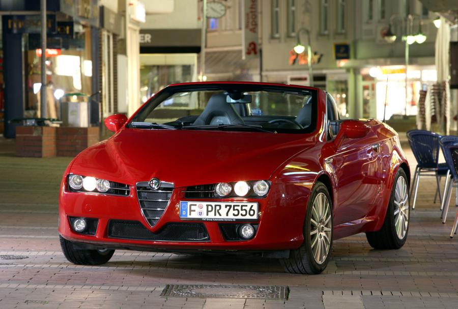  Alfa Romeo Spider (939E) 2008 года  (WW) (фото 26 из 40)